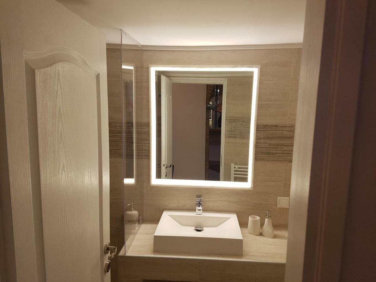דירות אתונה John Beauty 50M2, Metro And Acropolis 5' מראה חיצוני תמונה